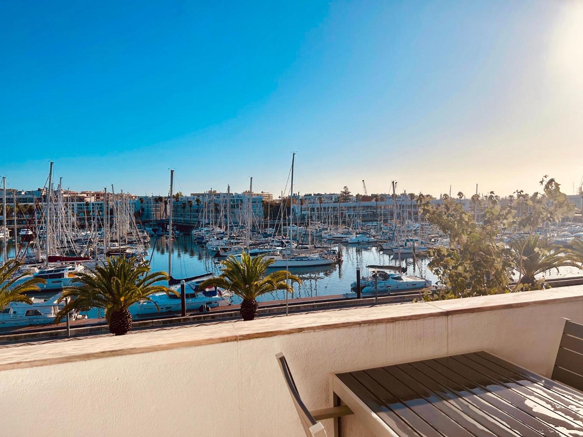 Central Lagos Apt With Marina Views Near Beaches Exterior foto